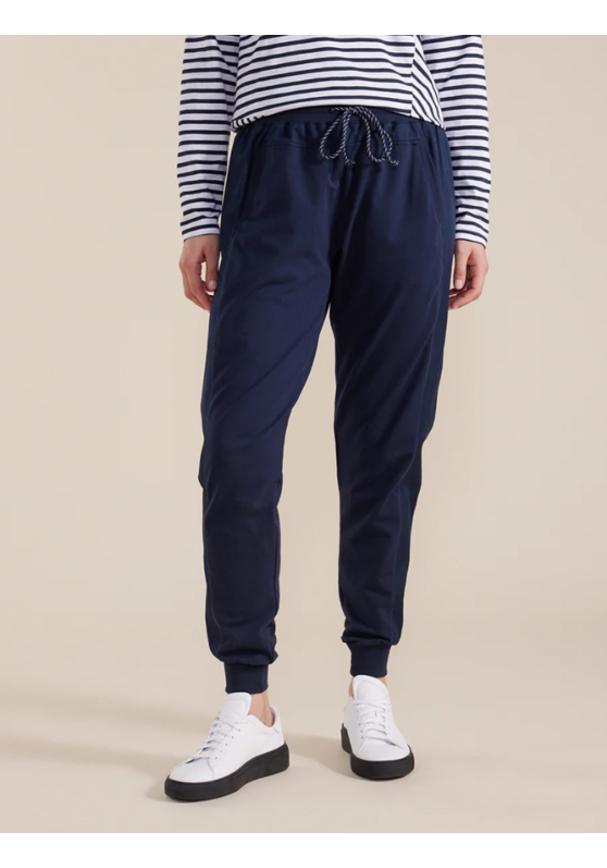Relaxed Contrast Women's Jogger