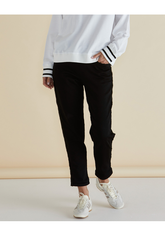 Betty Basics Harlow Denim Jogger